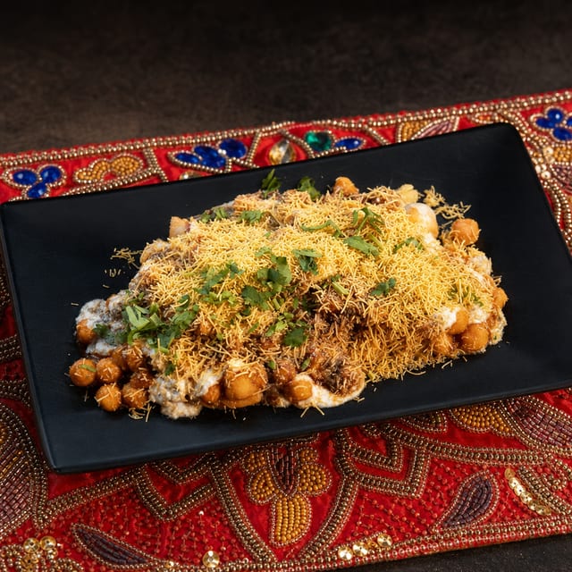 Samosa Chole Chaat.